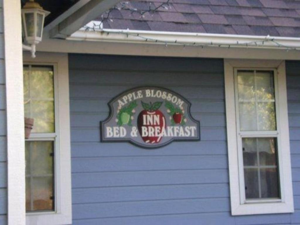 Apple Blossom Inn Yosemite Ahwahnee Exterior photo